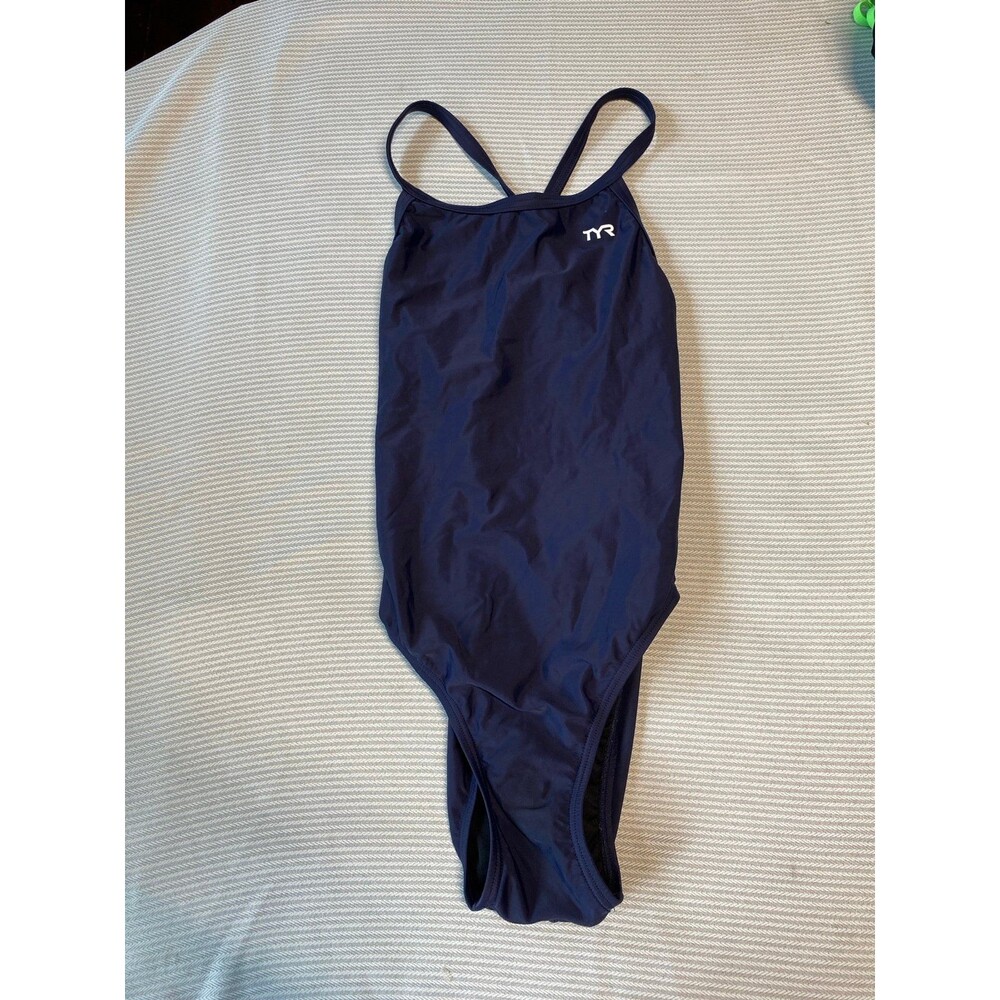 Tyr swimsuit 32